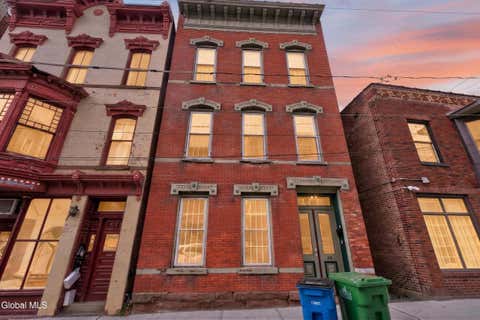 Apartment For Rent - 28 White Street #2<br/> Albany County, Cohoes, NY 12047