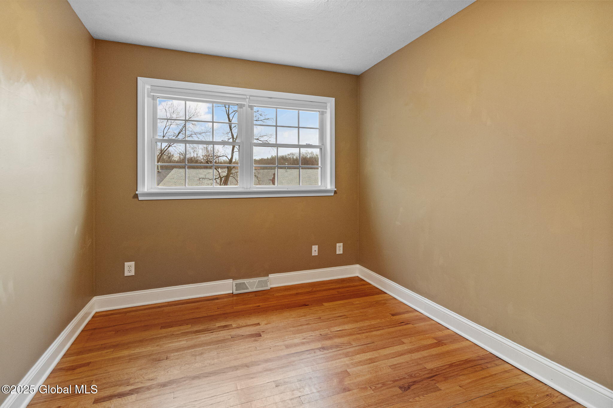 37 Northway Court, Saratoga Springs, New York image 11