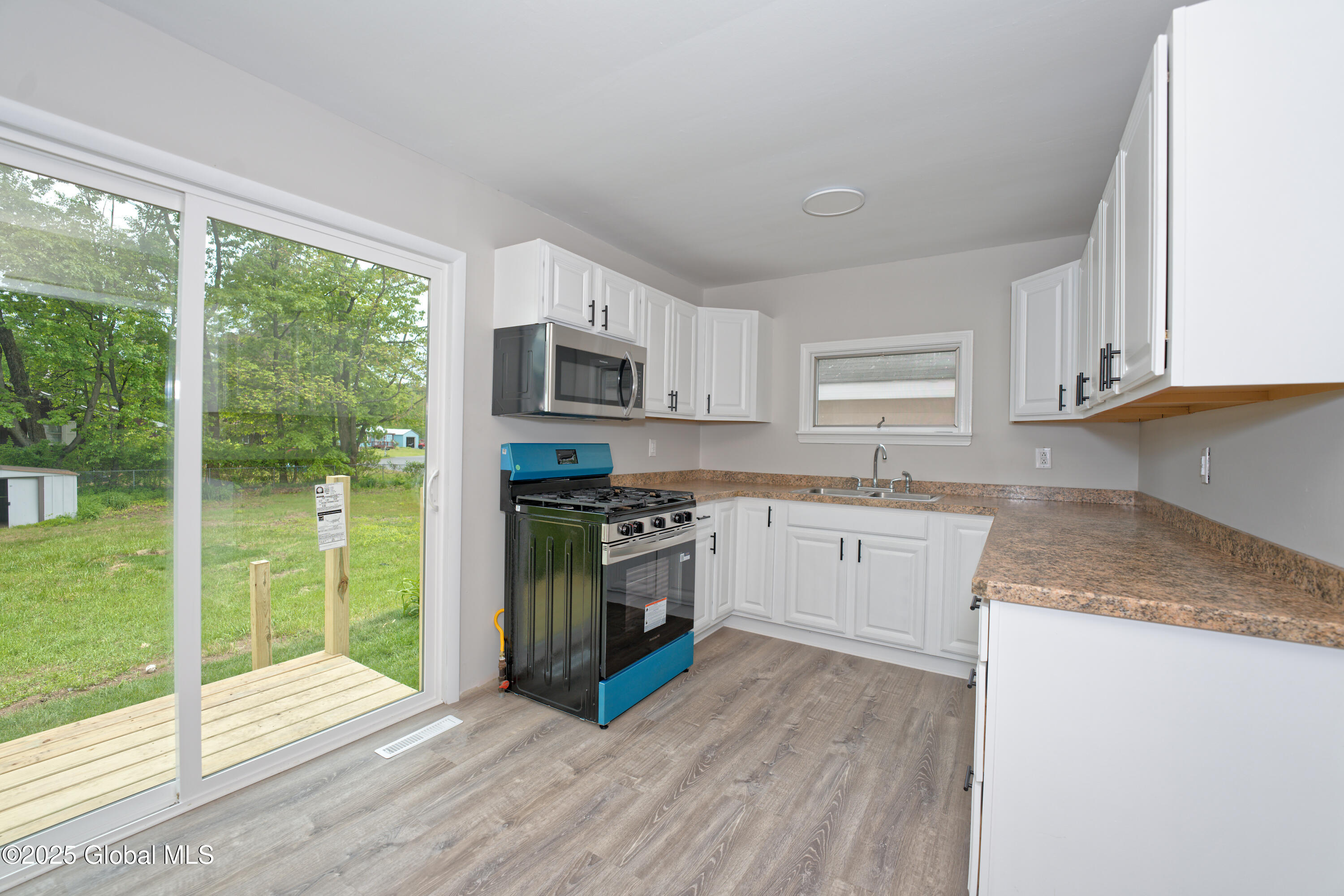 1 Ryder Avenue, South Glens Falls, New York image 6
