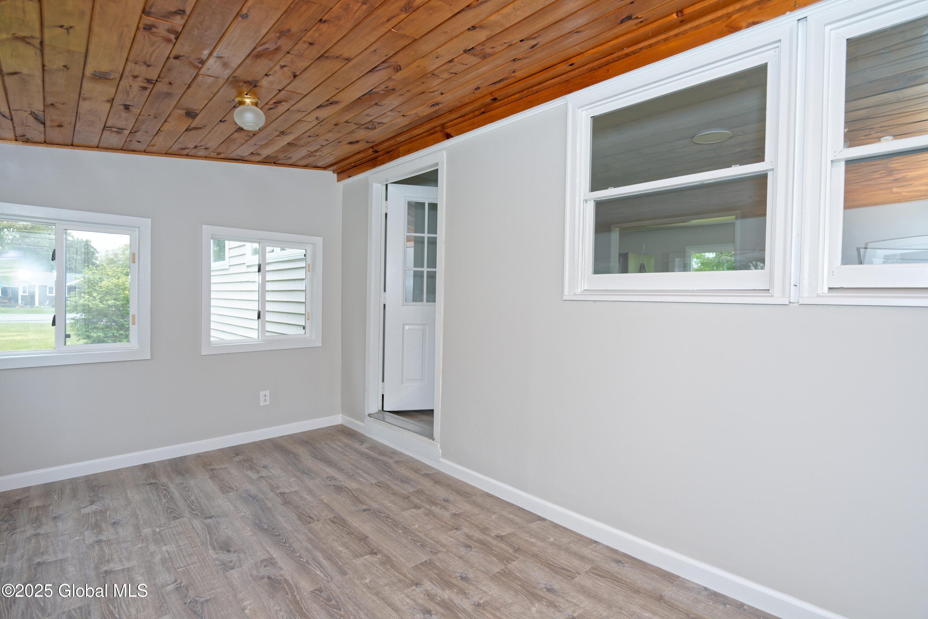 1 Ryder Avenue, South Glens Falls, New York image 5