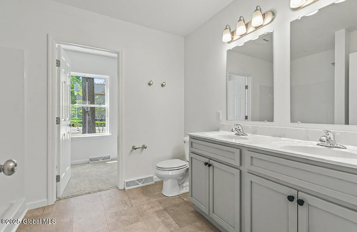161 Steadwell Road, Amsterdam, New York image 25