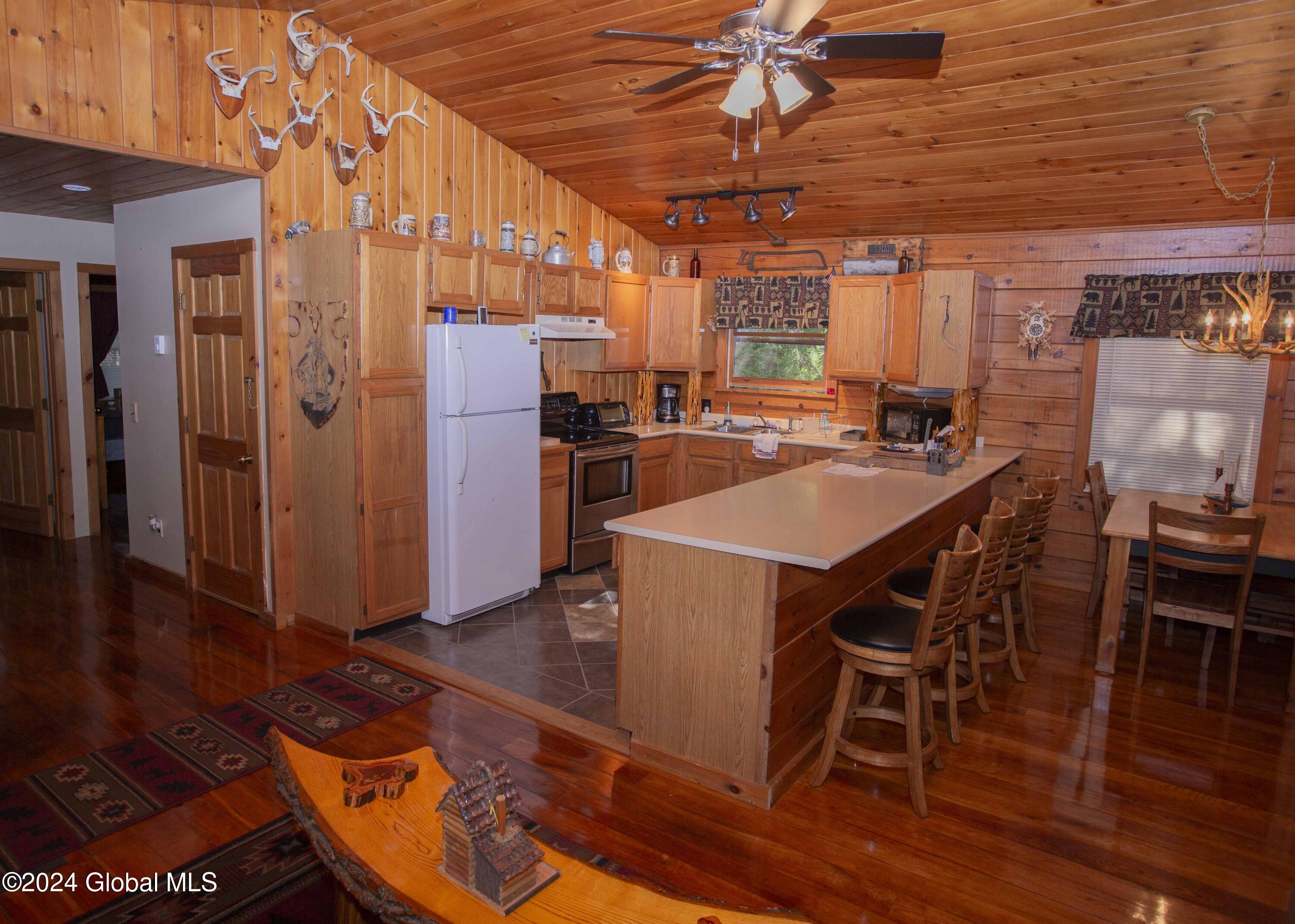 67 North Road, Clemons, New York image 8
