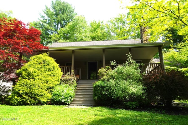 417 OVERLOOK DR, HILLSDALE, NY 12529 - Image 4c62ff8f9d908eea93c445b320f1b48c/237162402