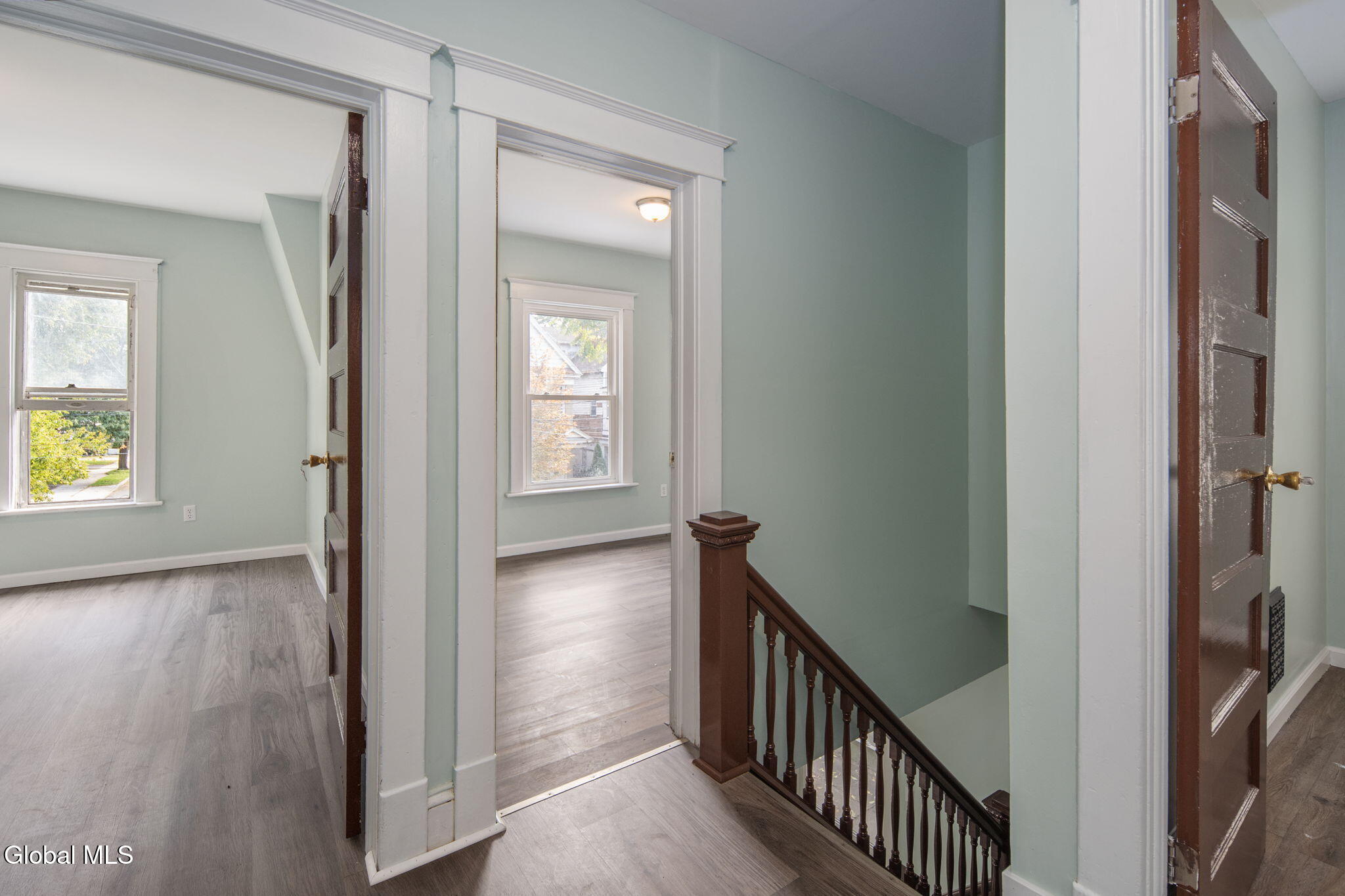 Schenectady, New York 12307, United States, 4 Bedrooms Bedrooms, ,2 BathroomsBathrooms,Residential,Active,229569