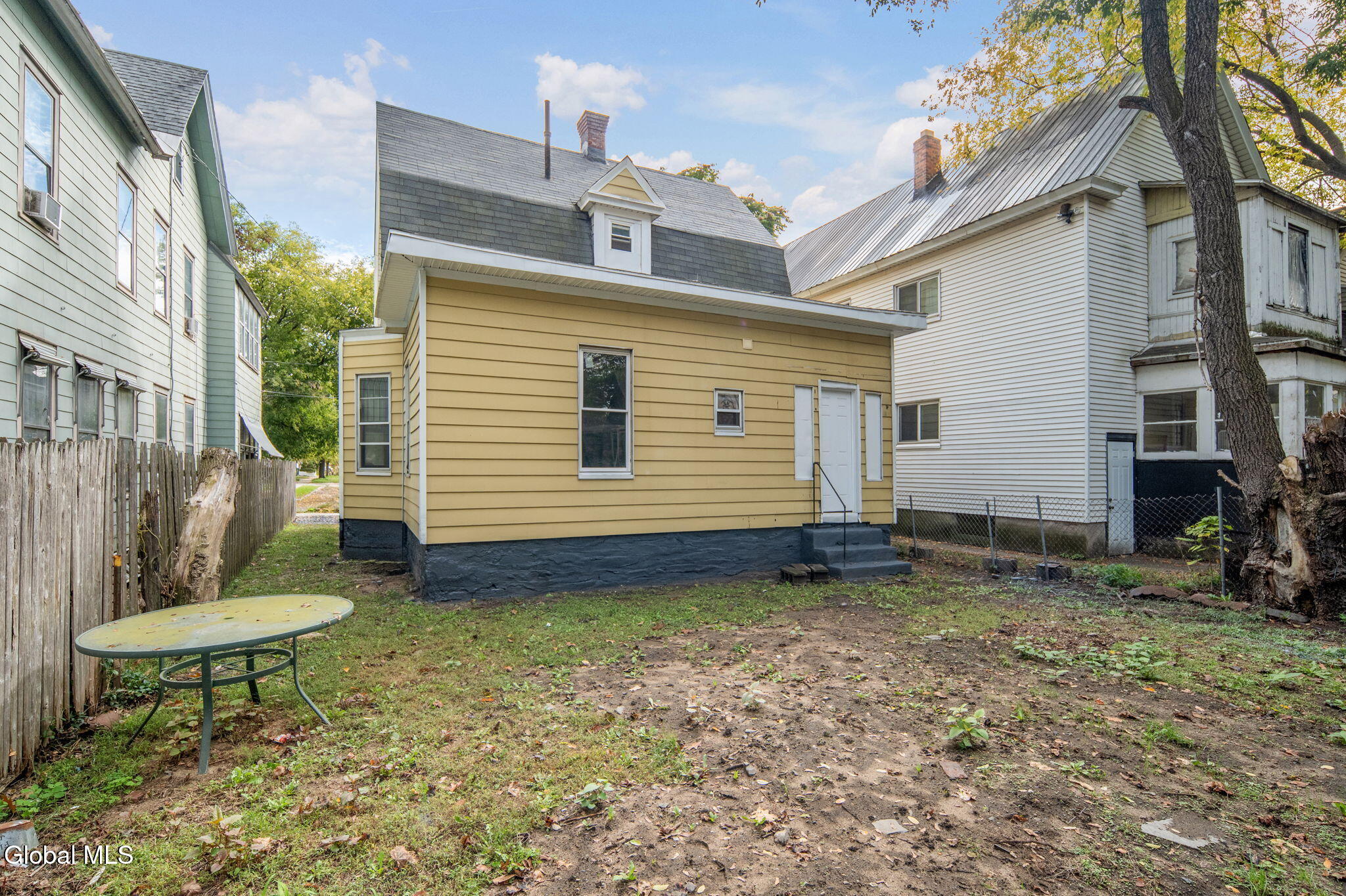 Schenectady, New York 12307, United States, 4 Bedrooms Bedrooms, ,2 BathroomsBathrooms,Residential,Active,229569