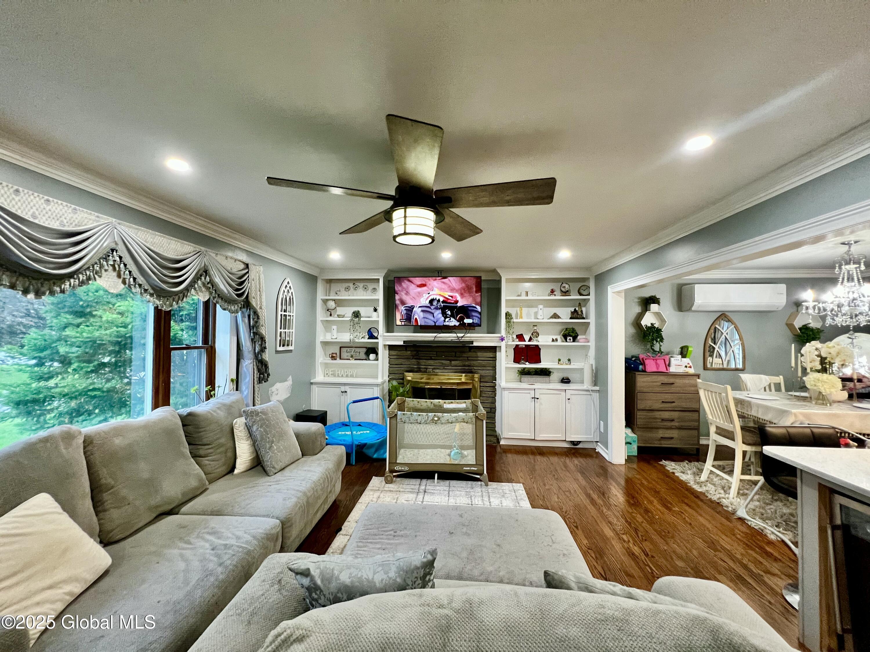 Glenville, New York 12302, United States, 6 Bedrooms Bedrooms, ,2 BathroomsBathrooms,Residential,Active,148235