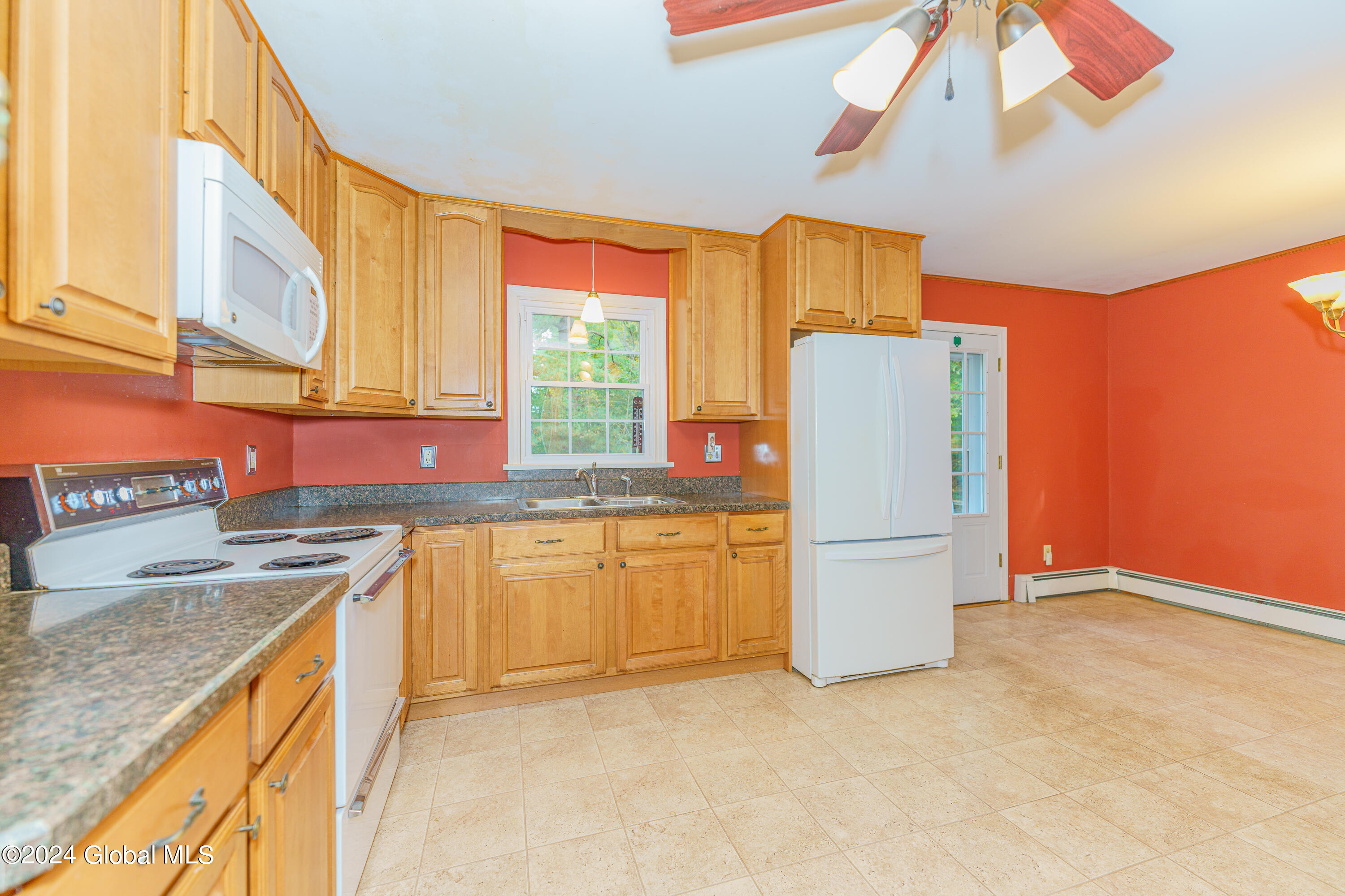 67 Oak Leaf Drive, Stuyvesant, New York image 12