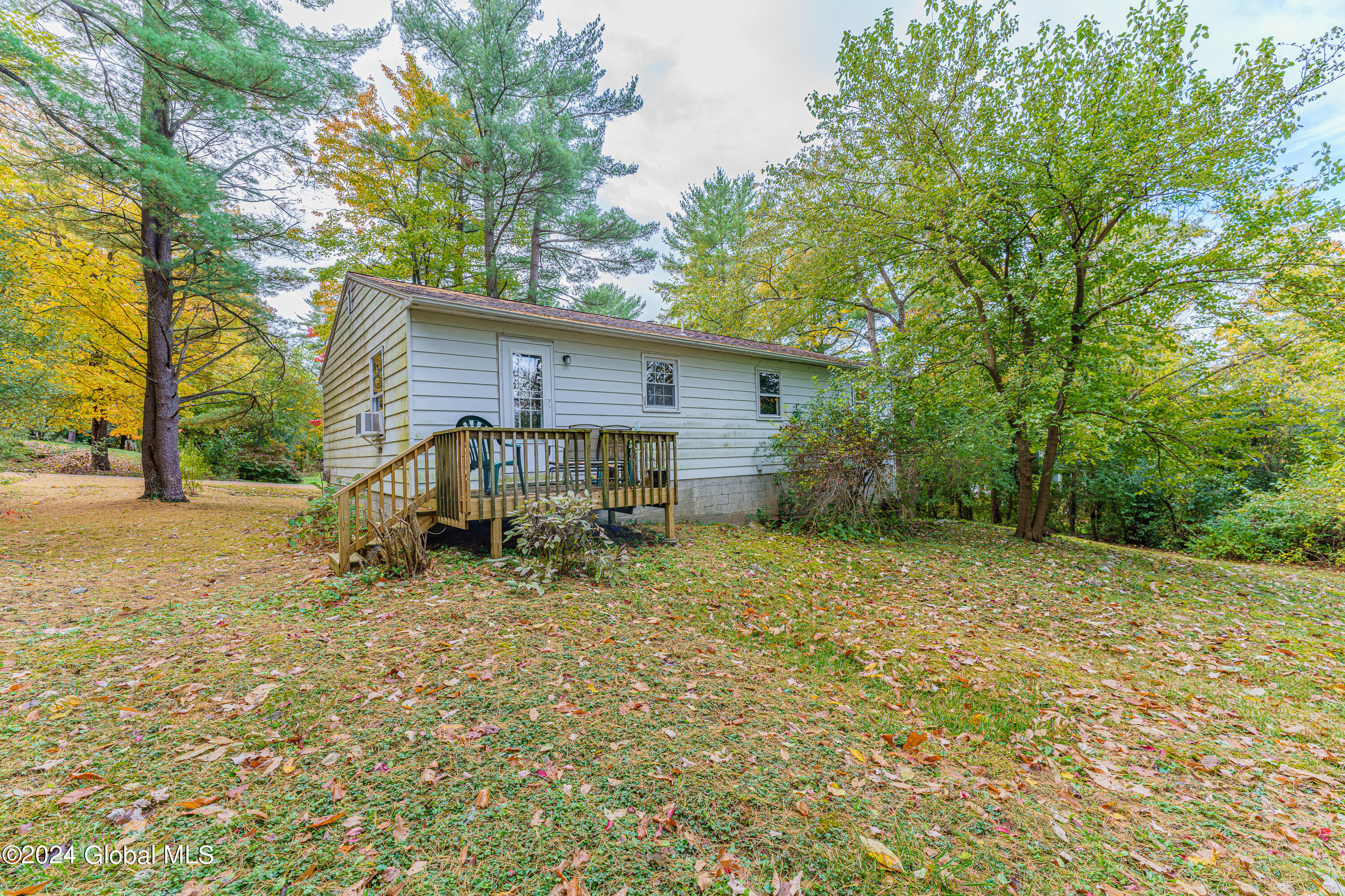 67 Oak Leaf Drive, Stuyvesant, New York image 31