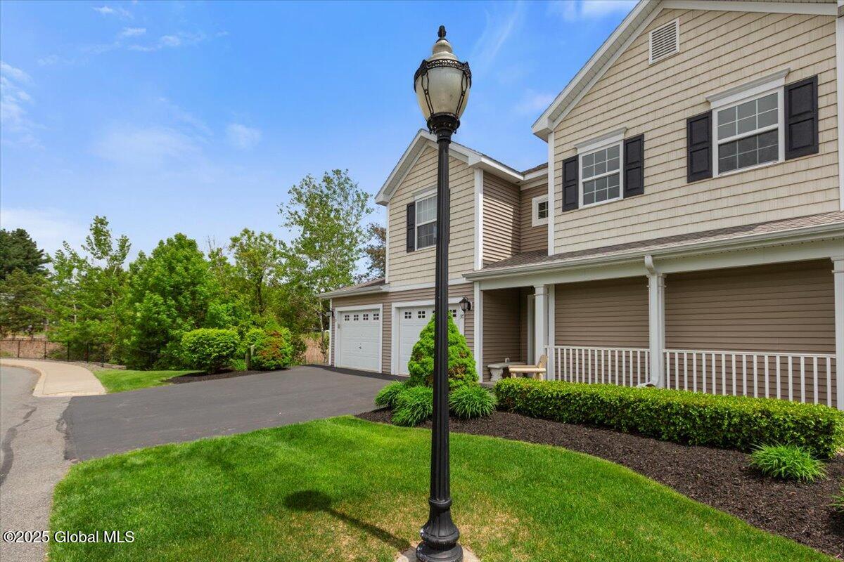 37 Governor Circle, Albany, New York image 37
