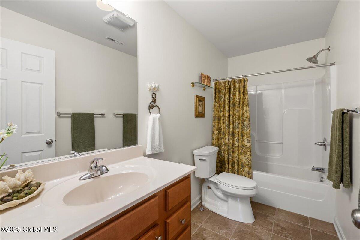 37 Governor Circle, Albany, New York image 31