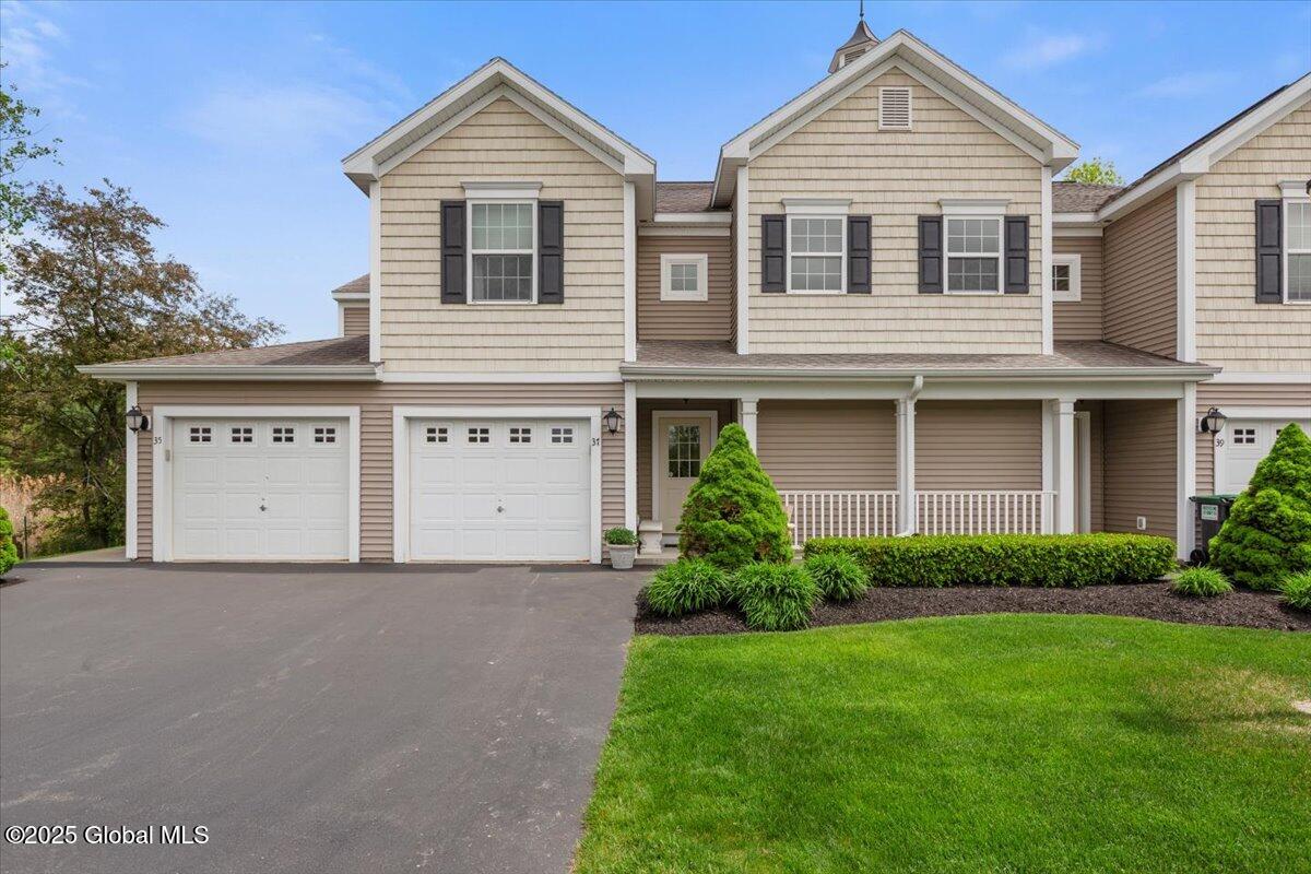 37 Governor Circle, Albany, New York image 2
