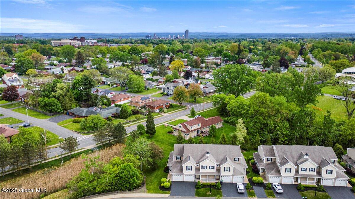 37 Governor Circle, Albany, New York image 39