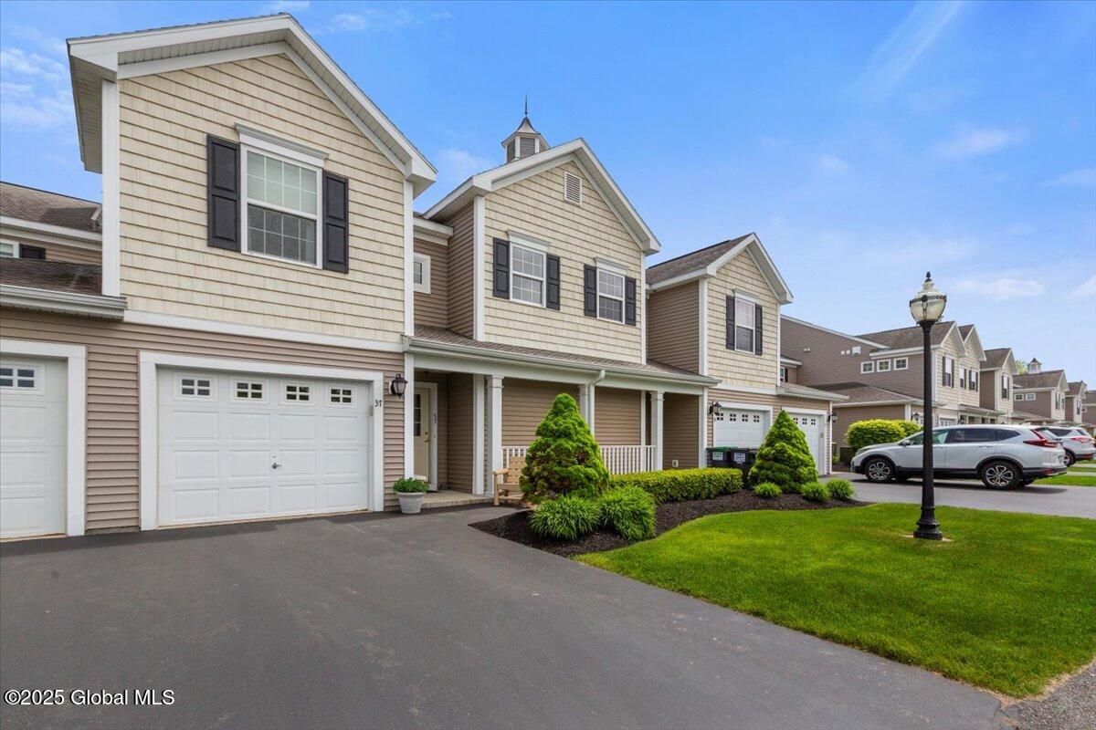 37 Governor Circle, Albany, New York image 5