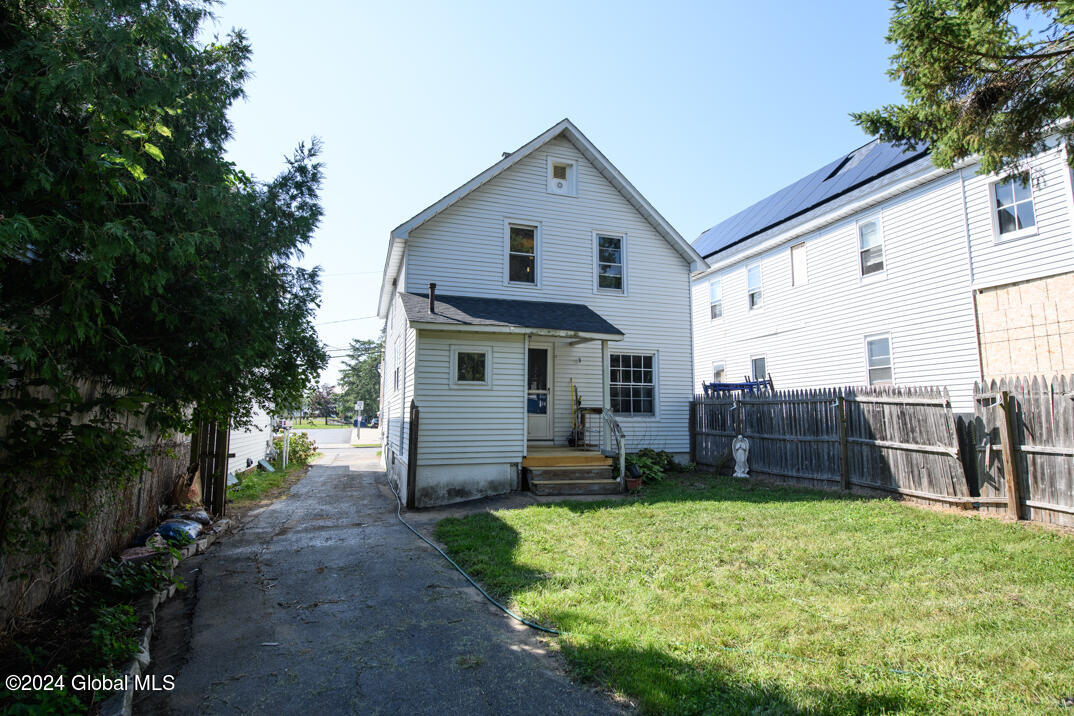 413 Eleanor Street, Schenectady, New York image 25