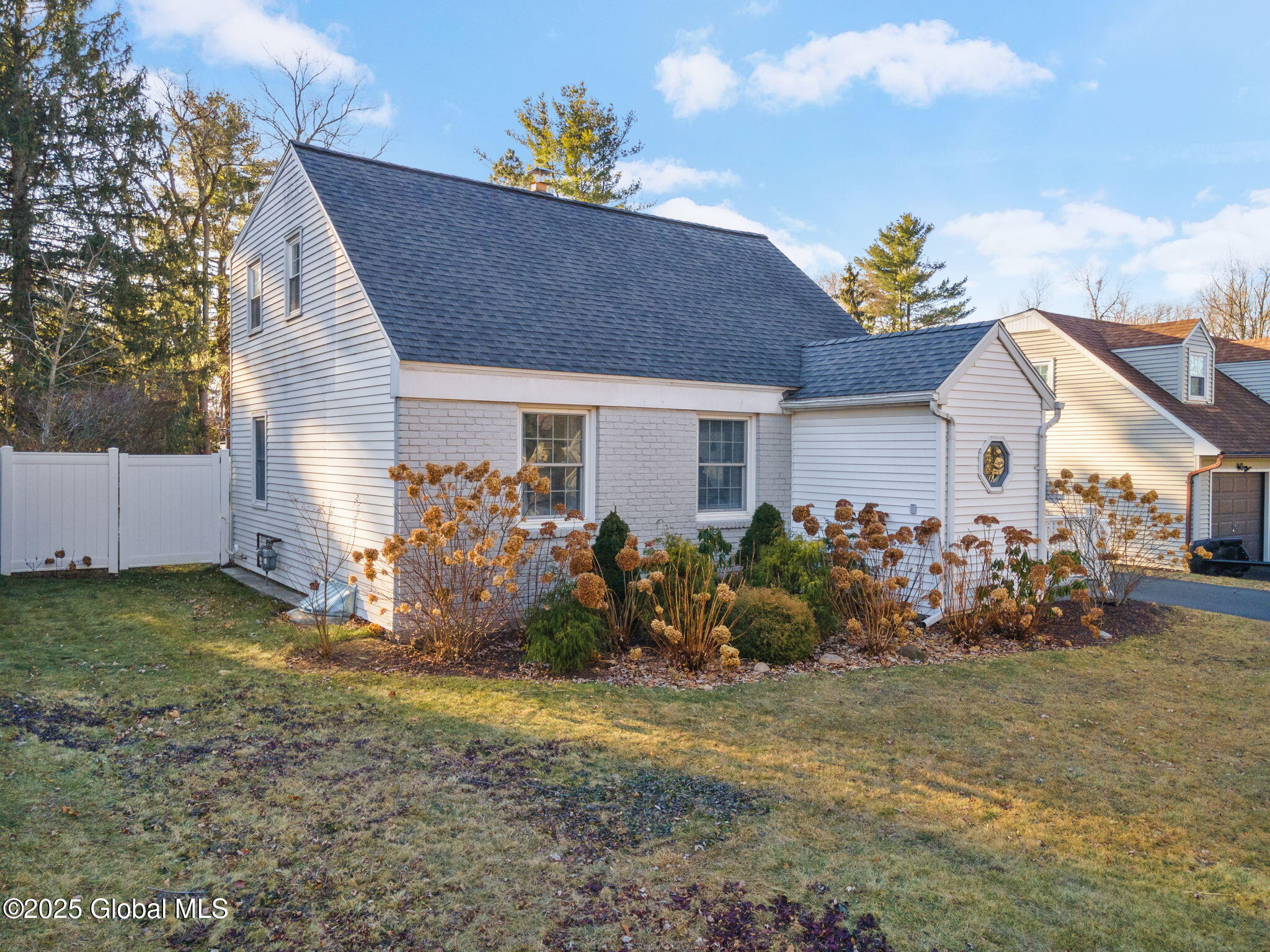 6 Rita Lane, Loudonville, New York image 4