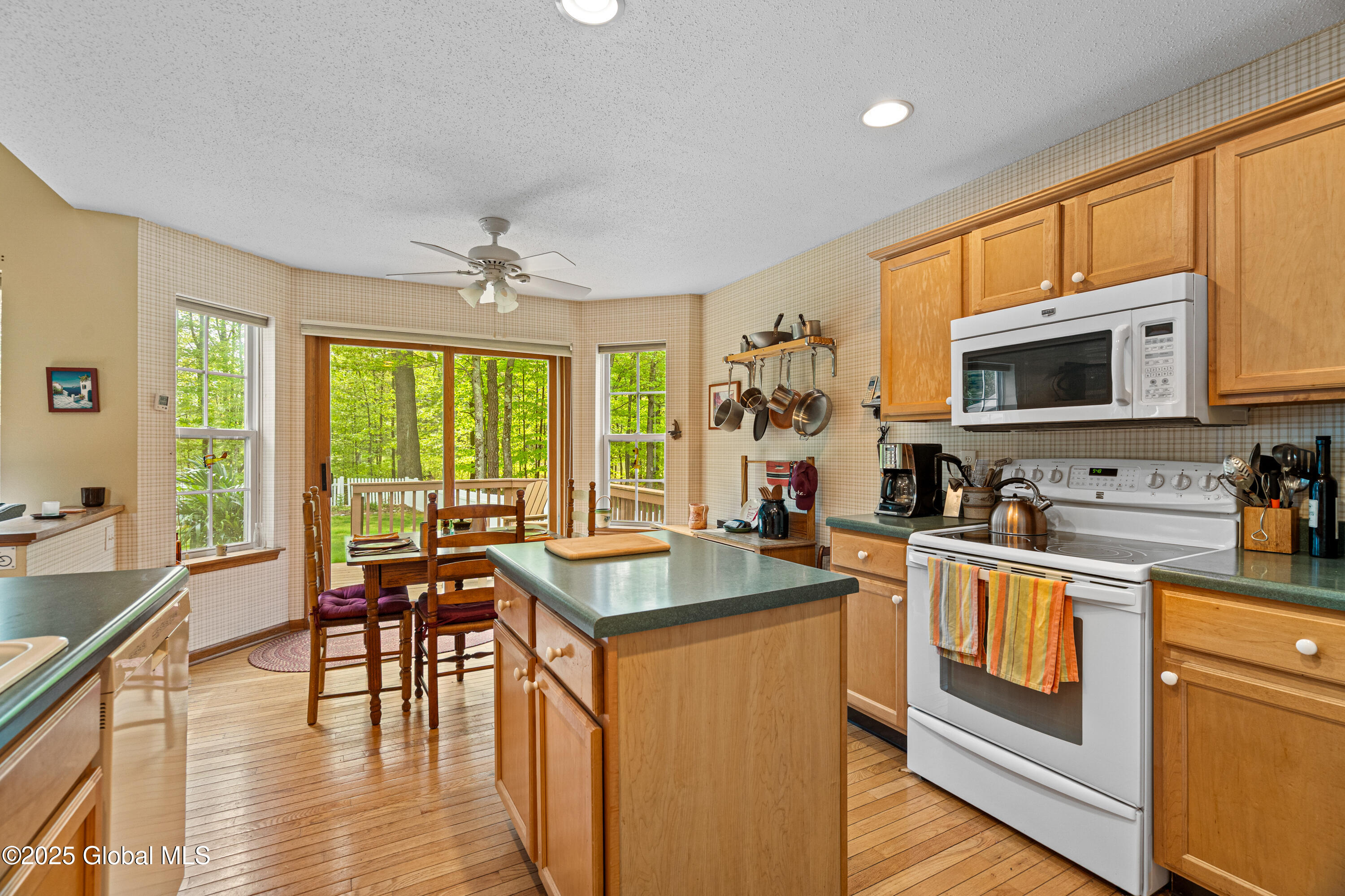 63 Kettles Way, Queensbury, New York image 10