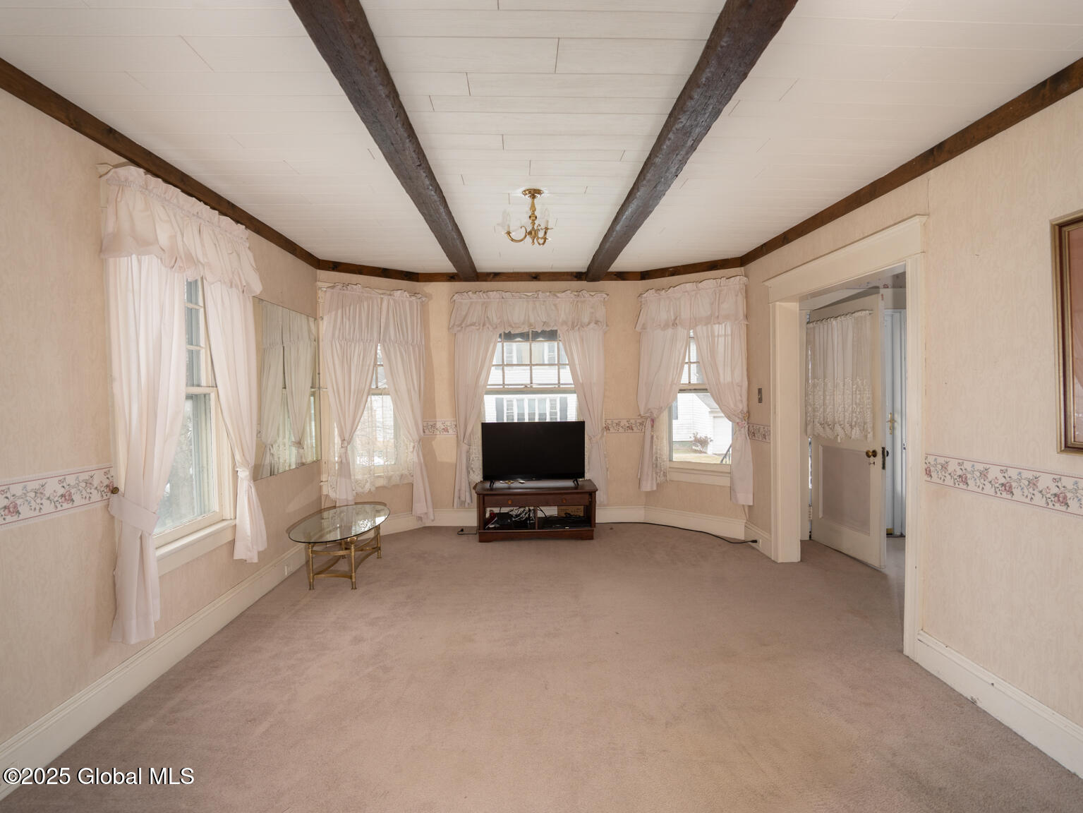 16 Oakwood Boulevard, Hudson, New York image 6