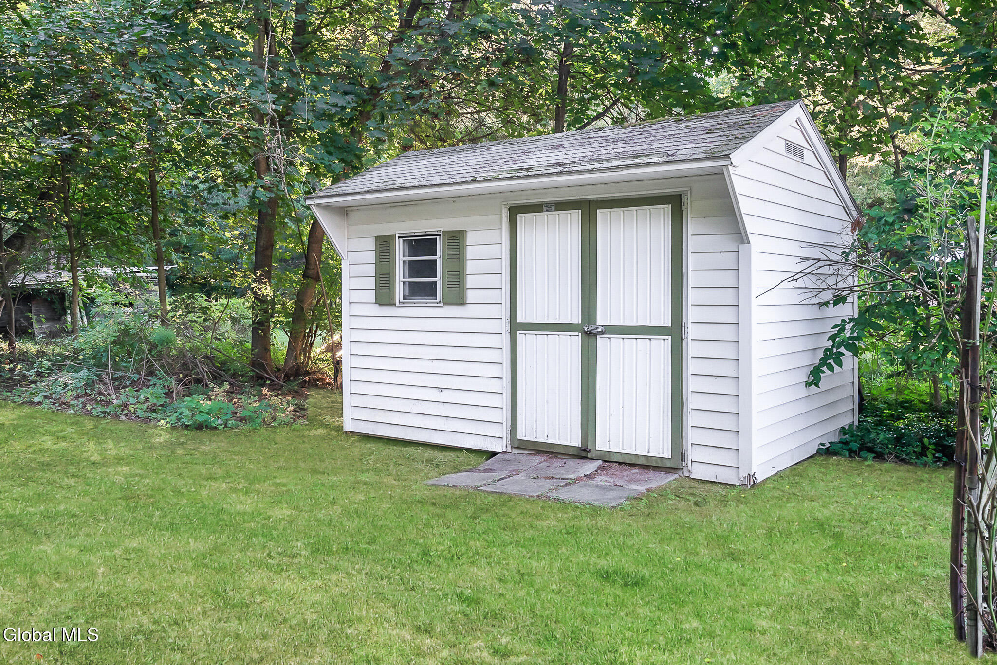 Niverville, New York 12130, United States, 3 Bedrooms Bedrooms, ,2 BathroomsBathrooms,Residential,Contingent,211304