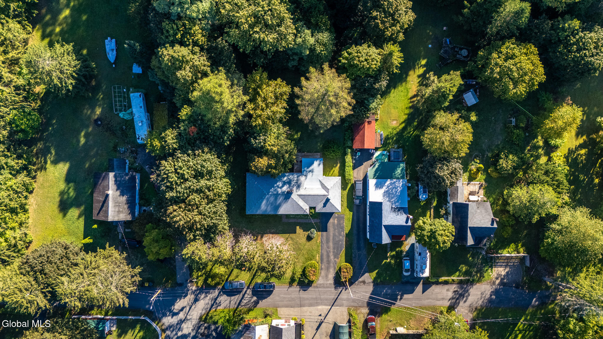 Niverville, New York 12130, United States, 3 Bedrooms Bedrooms, ,2 BathroomsBathrooms,Residential,Contingent,211304