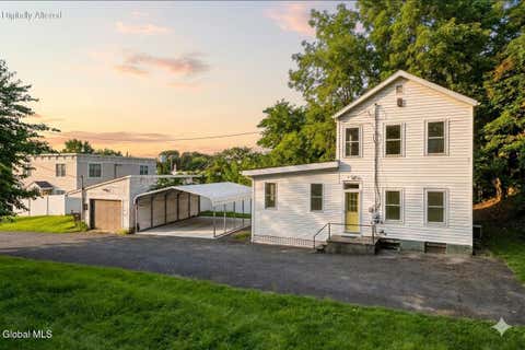 Homes For Rent - 288.5 10th Steet St<br/> Troy, NY 12180