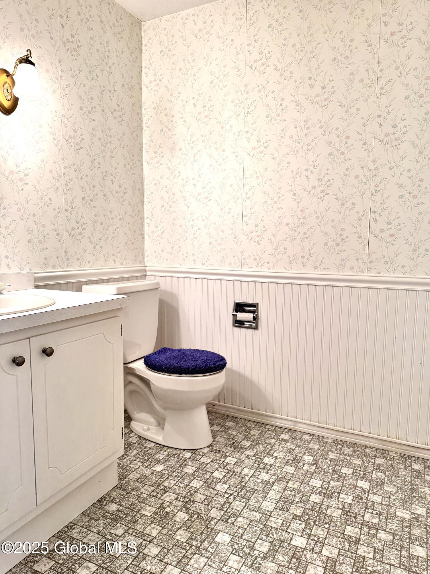 33 Twicwood Lane, Queensbury, New York image 15