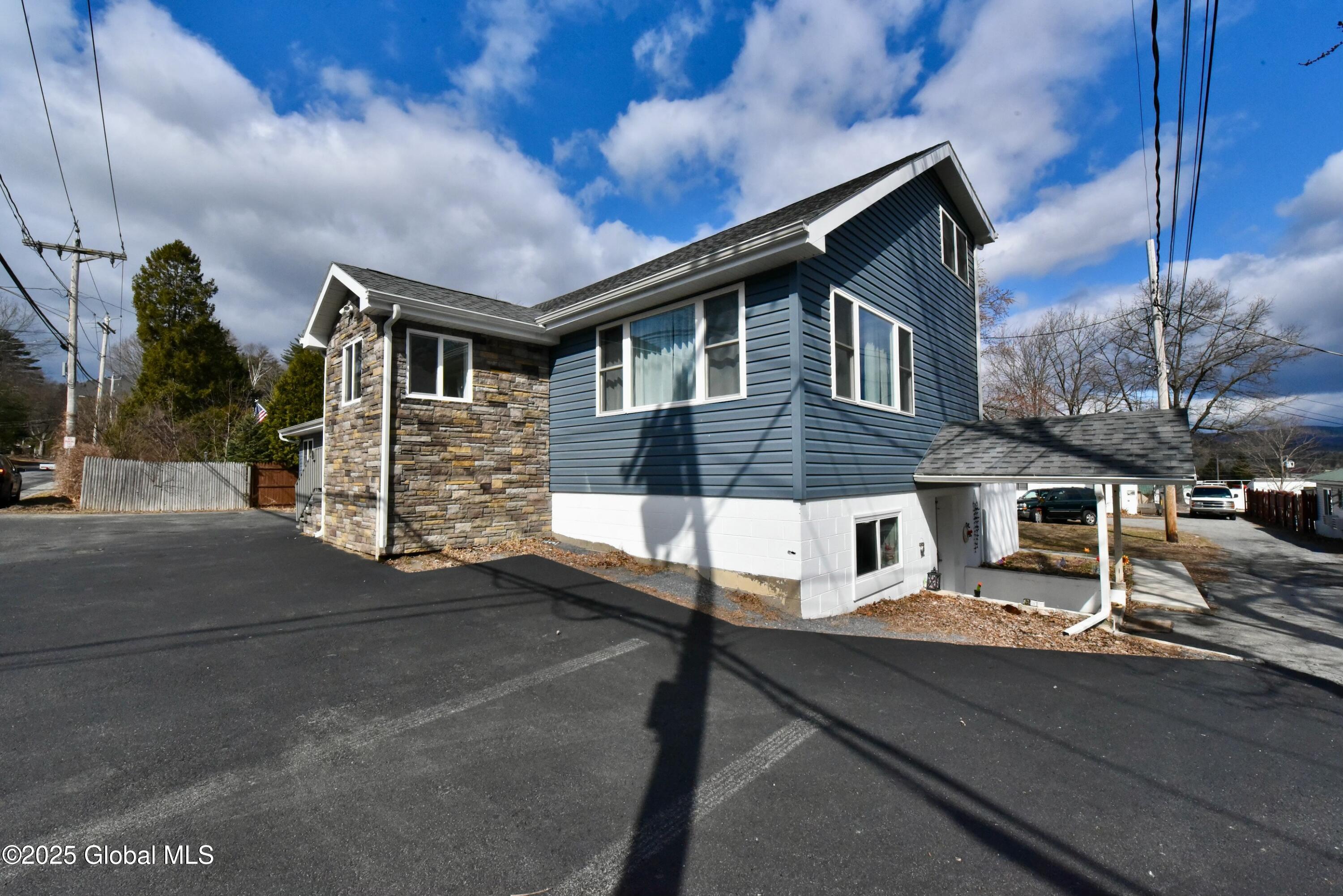 8 Birch Avenue