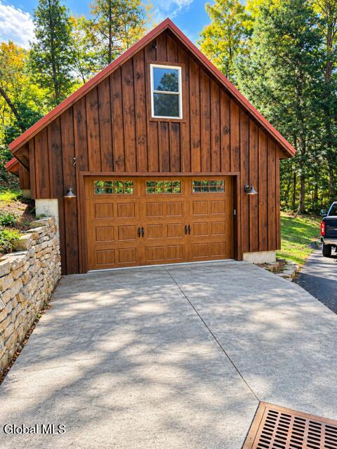 11 Whits End Way