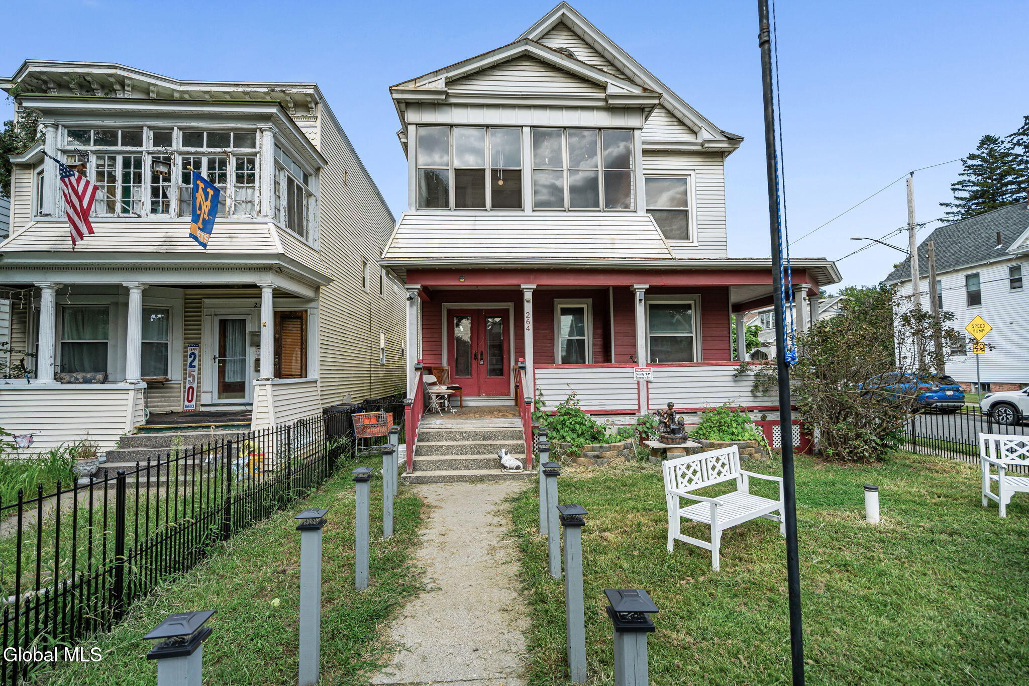 264 Manning Boulevard