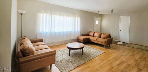 Apartment For Rent - 5059 Western Turnpike #1<br/> Albany County, Altamont, NY 12009