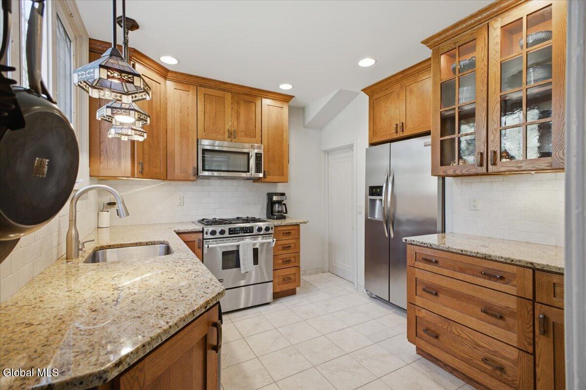 41 Horicon Avenue Unit K