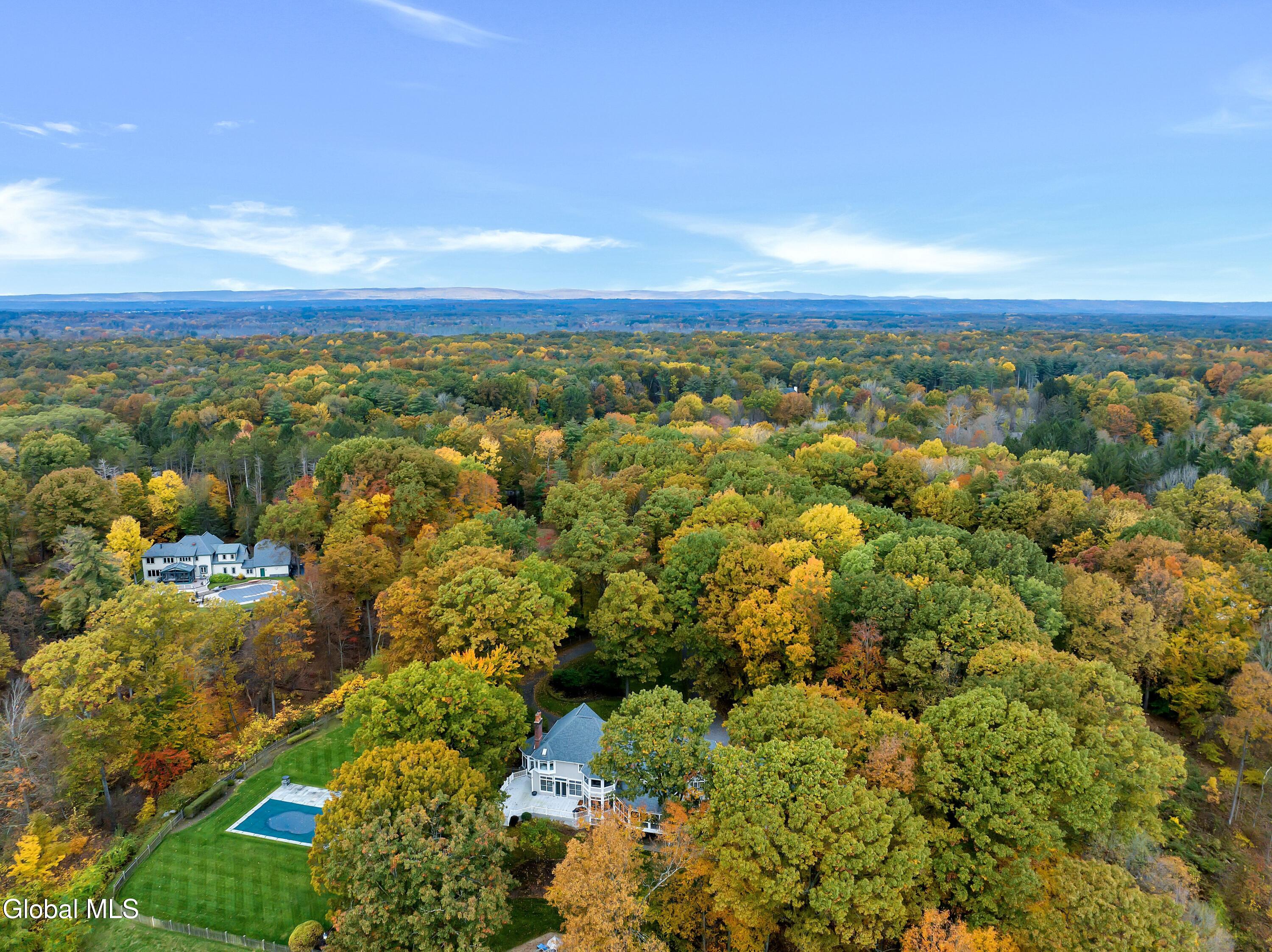 4 Autumn Lane