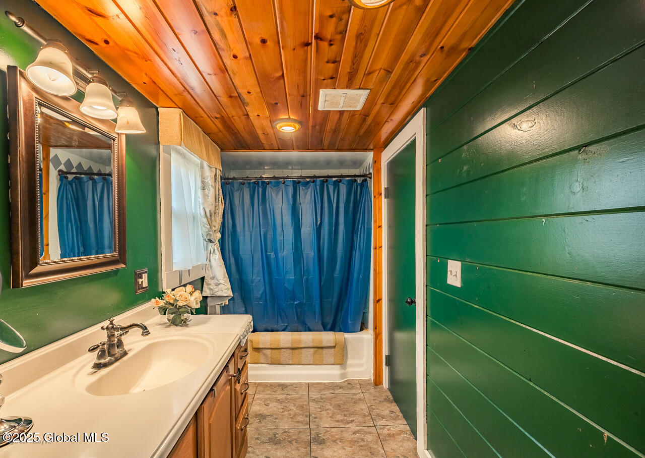 5518 Crooked Street, Galway, New York image 38