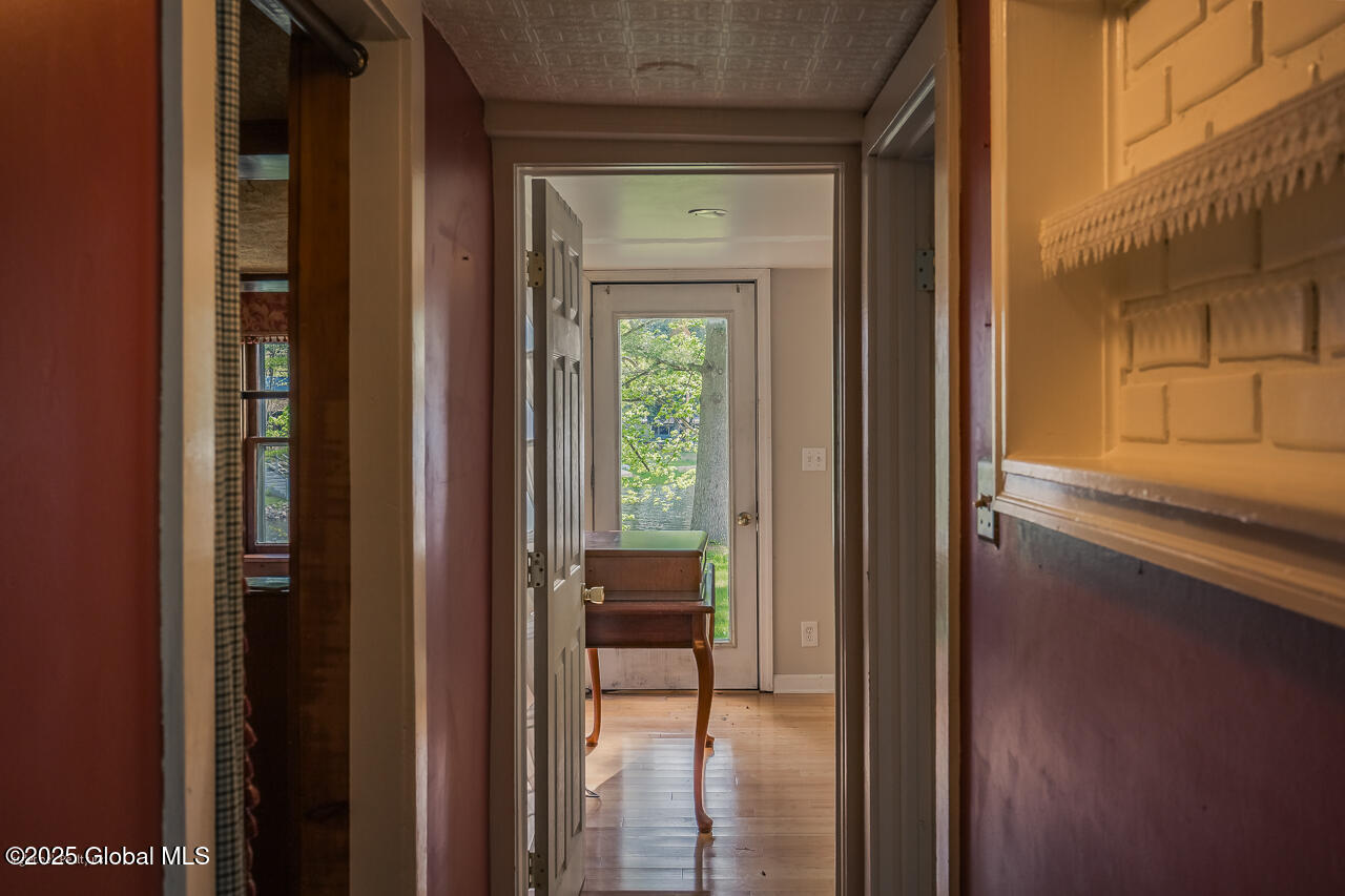 5518 Crooked Street, Galway, New York image 18