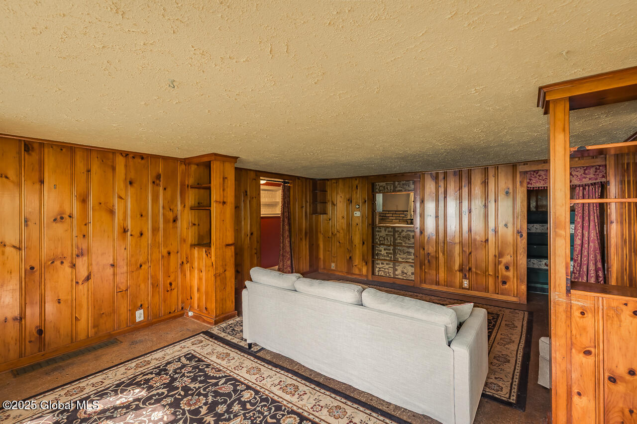 5518 Crooked Street, Galway, New York image 30