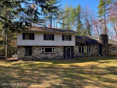 Homes For Sale - 2004 Hoffman Road Rd<br/> Essex County, Schroon Lake, NY 12870