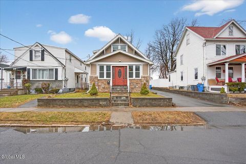 Photo of 36 Frost Place, Albany, NY 12205 (MLS # 202613454)