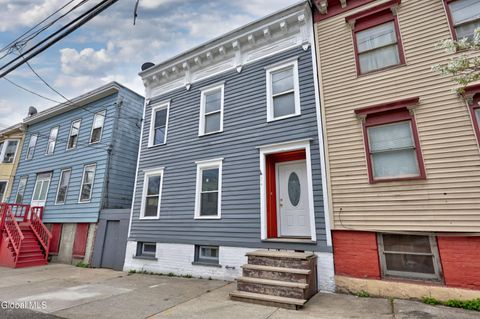 Photo of 274 Livingston Avenue, Albany, NY 12210 (MLS # 202615702)