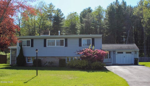 Homes For Sale - 11 Hughes Court<br/> Queensbury, NY 12804