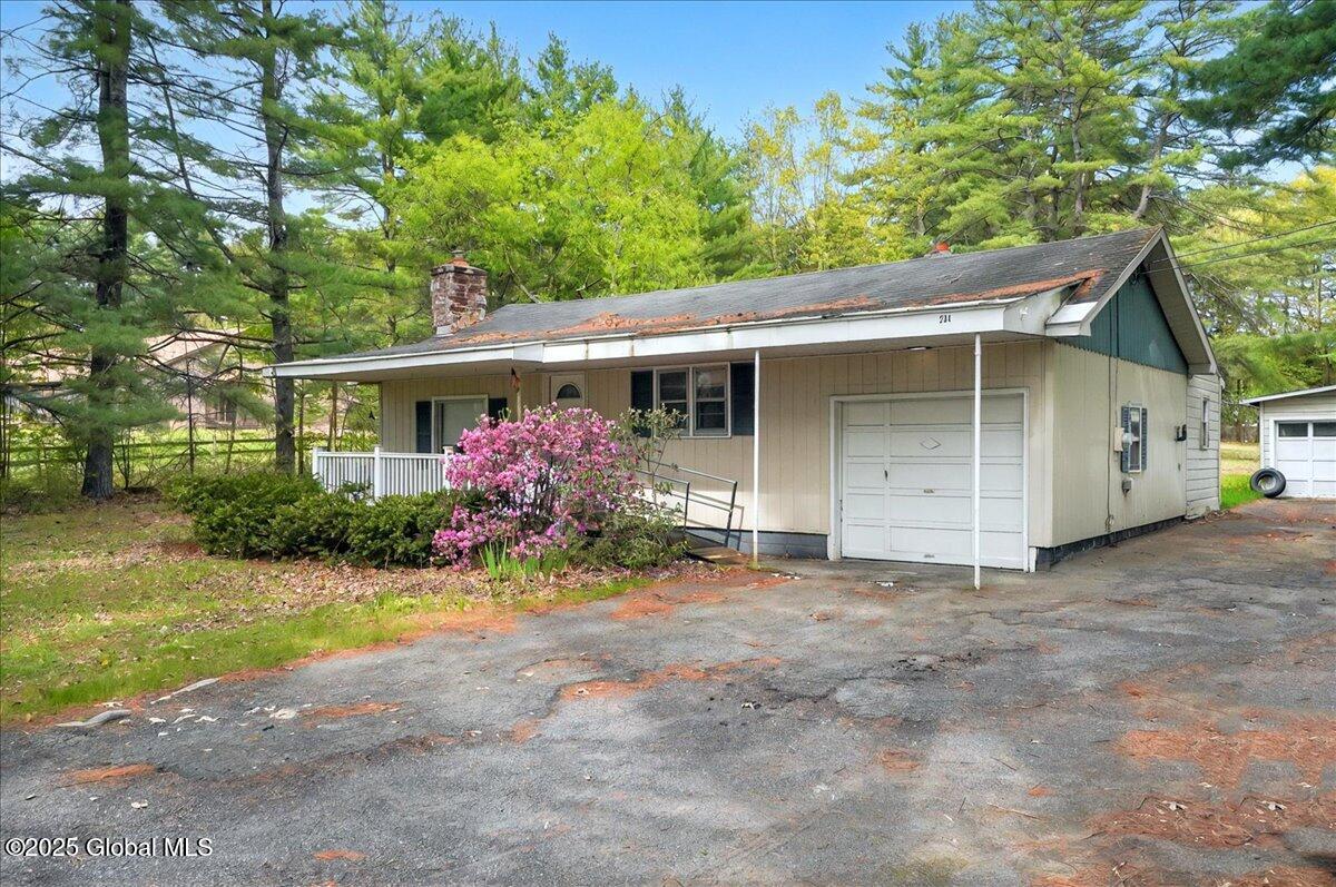 204 Greenfield Avenue, Ballston Spa, New York image 6