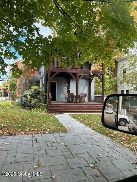Photo of 154 Washington Street, Saratoga Springs, NY 12866 (MLS # 202510833)