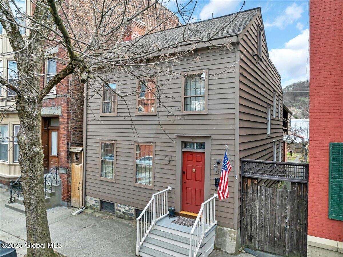 174 4th Street, Troy, New York image 1