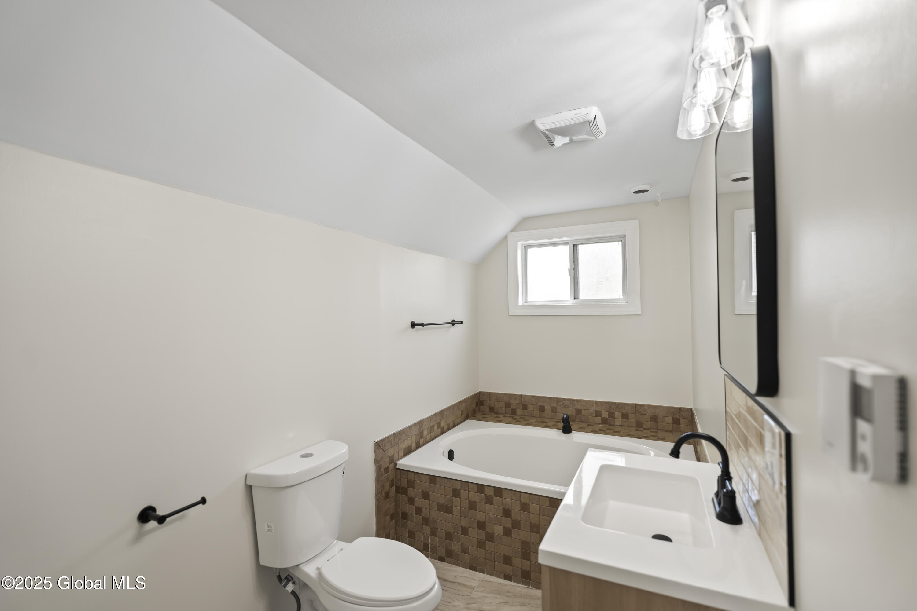 19 Champlain Road, Stillwater, New York image 24