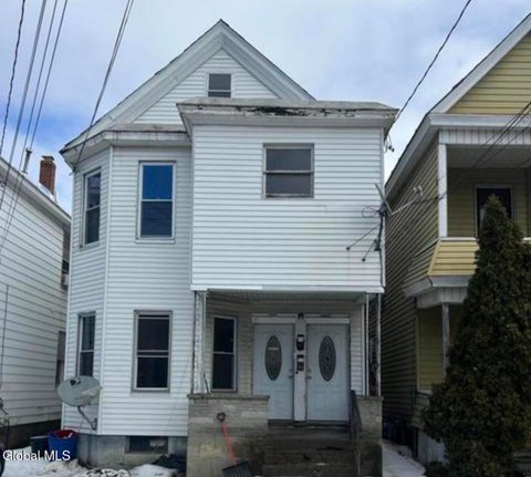 Photo of 1075 Pleasant Street #A, Schenectady, NY 12303 (MLS # 202626611)