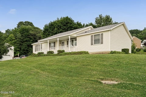 Homes For Sale - 43 Gurley Avenue<br/> Rensselaer County, Troy, NY 12182
