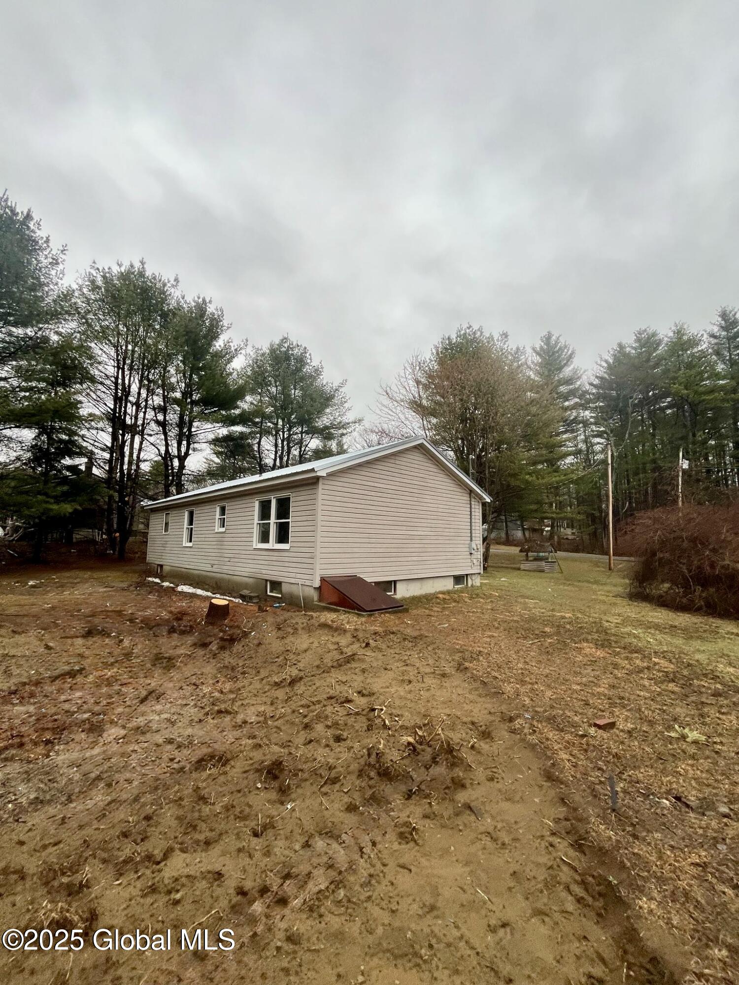 487 Johnson Avenue, Gloversville, New York image 23