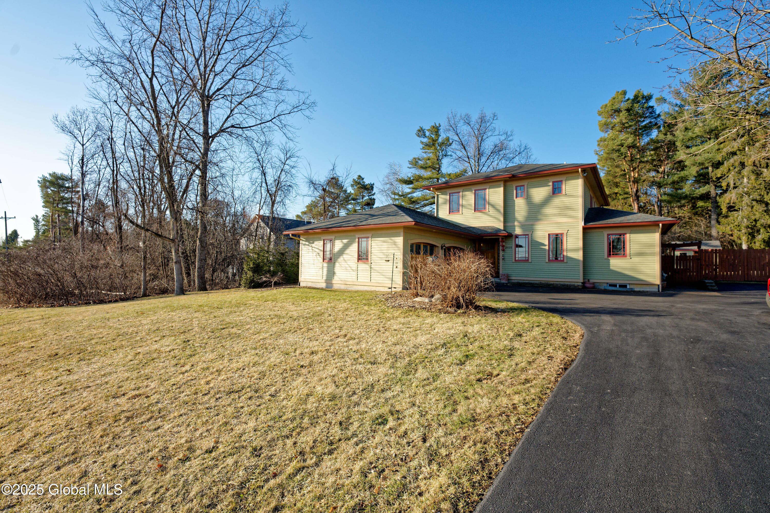 2430 River Road, Niskayuna, New York image 1
