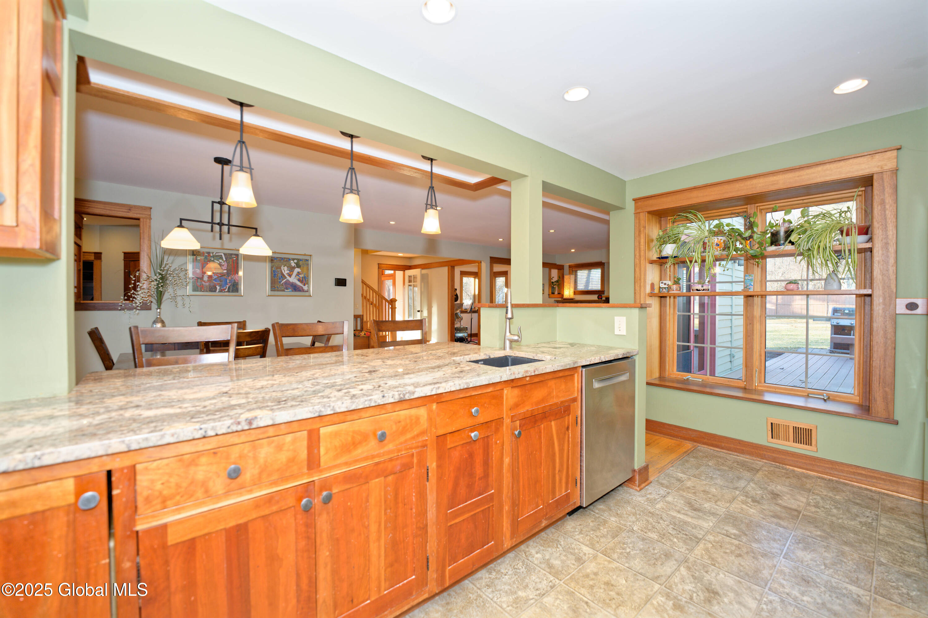2430 River Road, Niskayuna, New York image 20