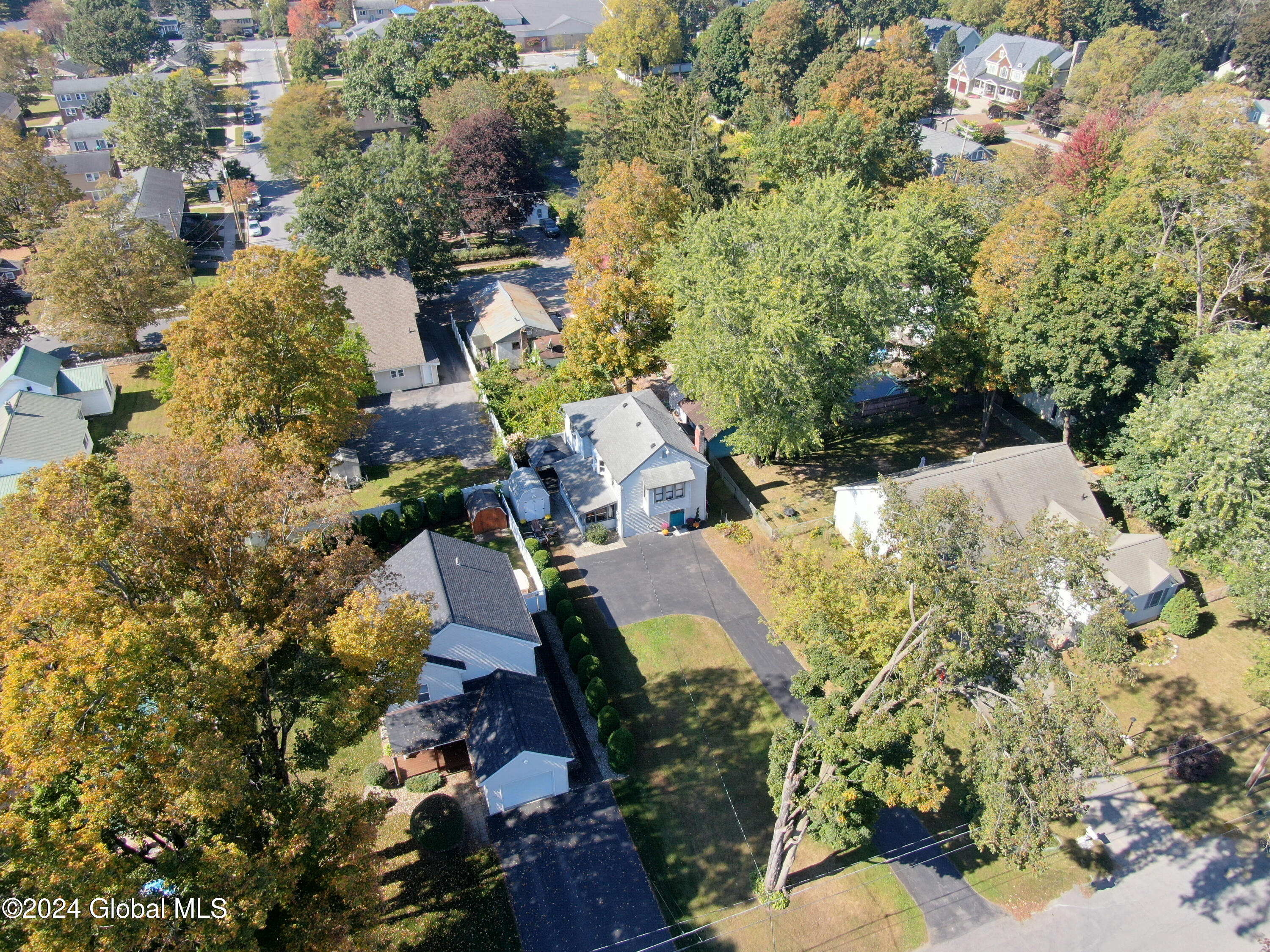41 Madison Street, Saratoga Springs, New York image 44