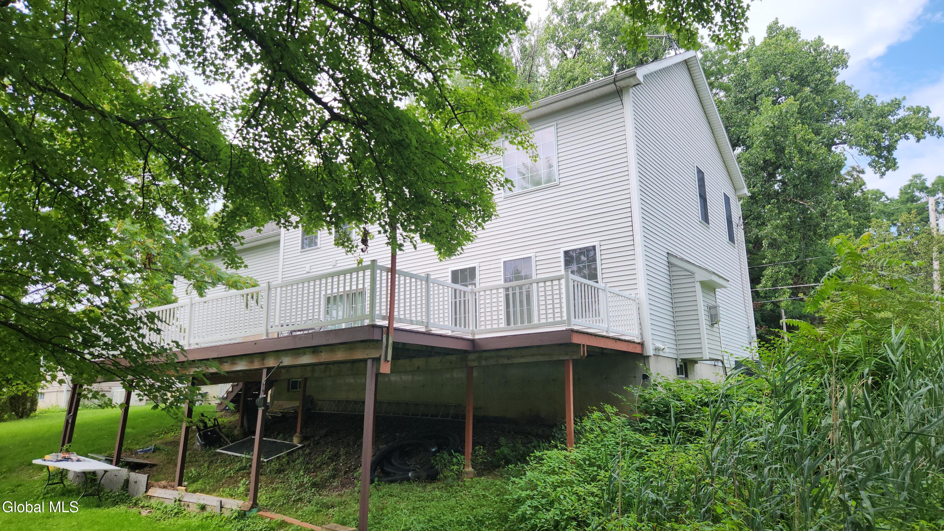 5 Homestead Drive