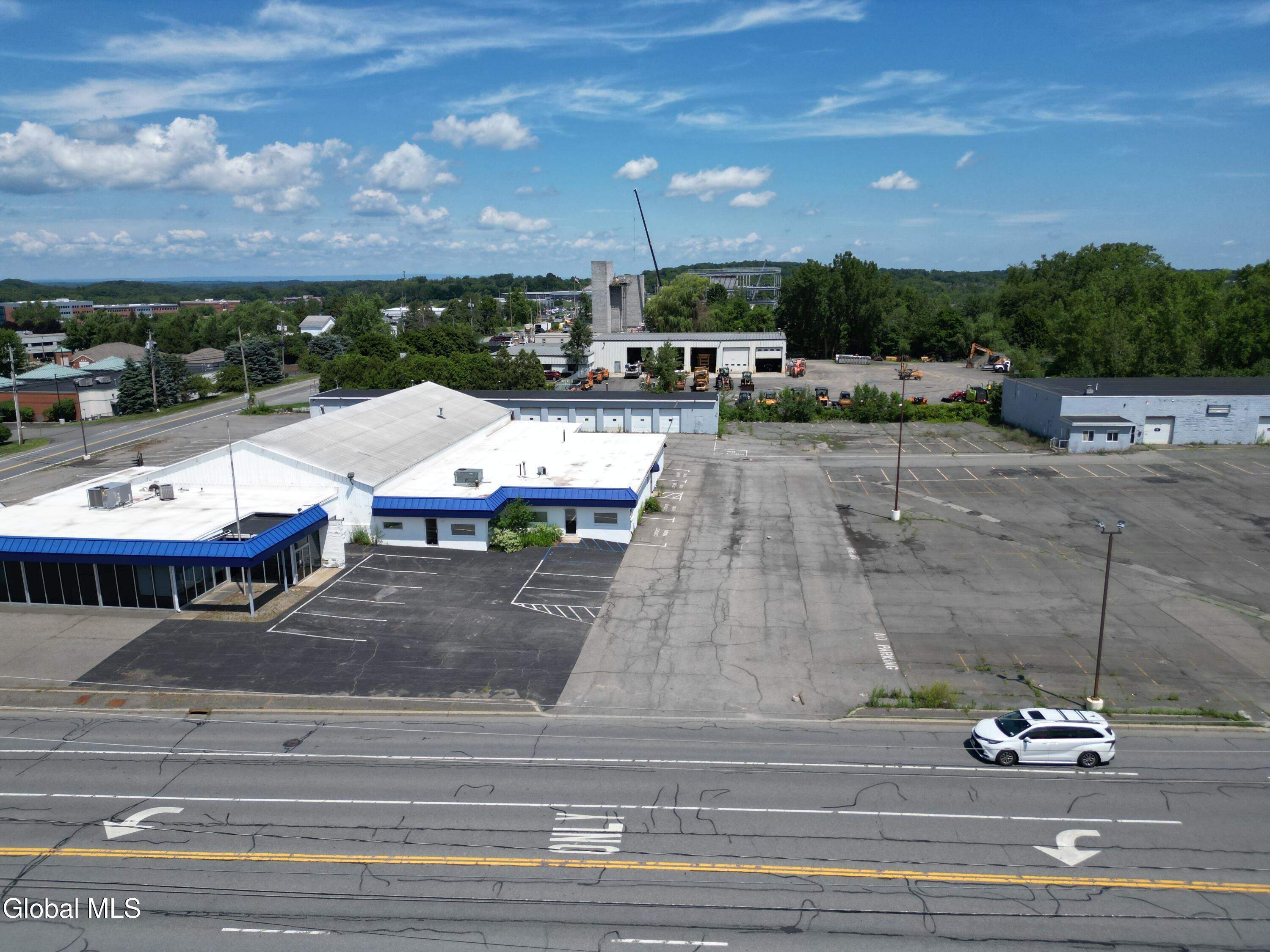 637 Columbia Street Extension